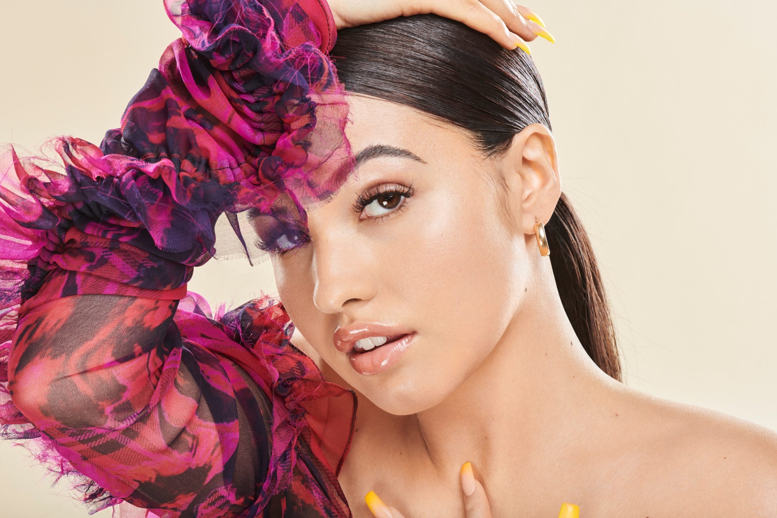 Mabel Dating: Is The British Singer On Cloud Nine With Her Love?