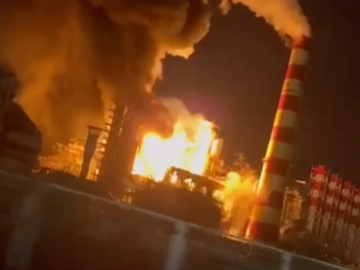 Ukraine’s Deep Strike on Russian Bases Shakes Global Stage as Peace Hopes Fade and Tensions Rise
